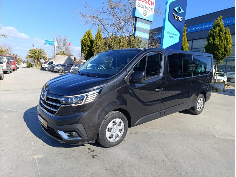 2023 RENAULT TRAFİC 8+1 EDC OTOMOBİL 